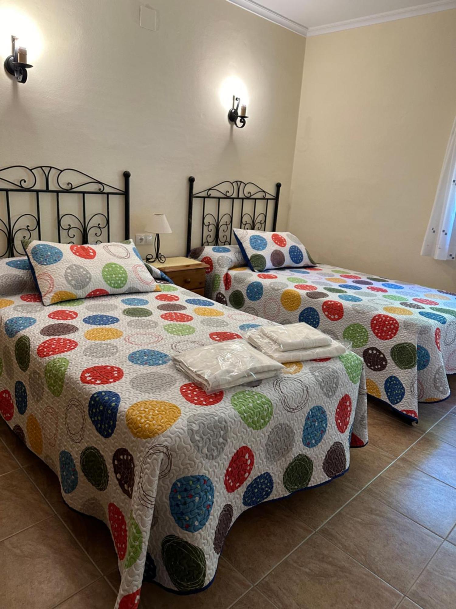 Casas Rurales Cerro Lobo 예스테 외부 사진