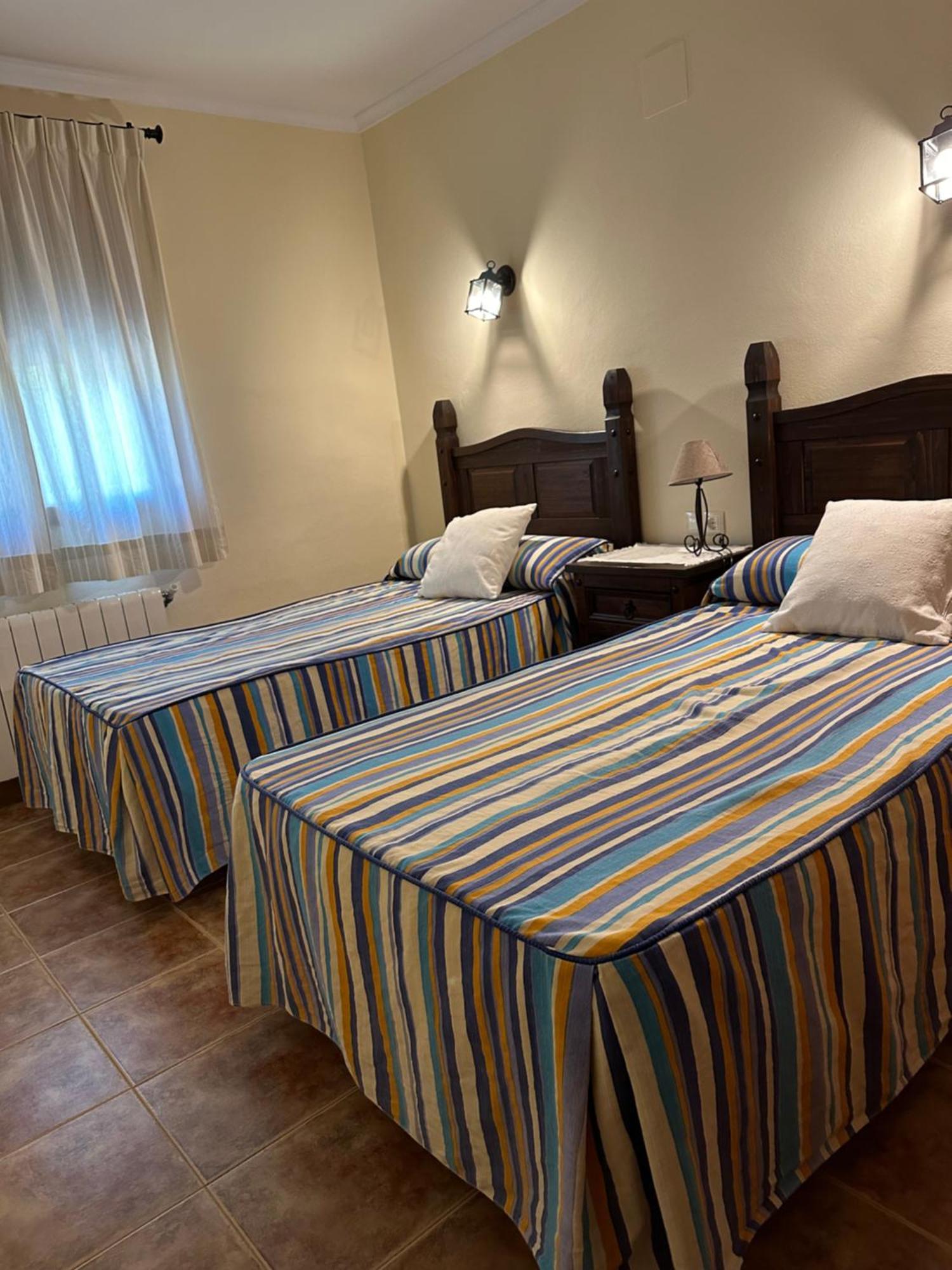 Casas Rurales Cerro Lobo 예스테 외부 사진
